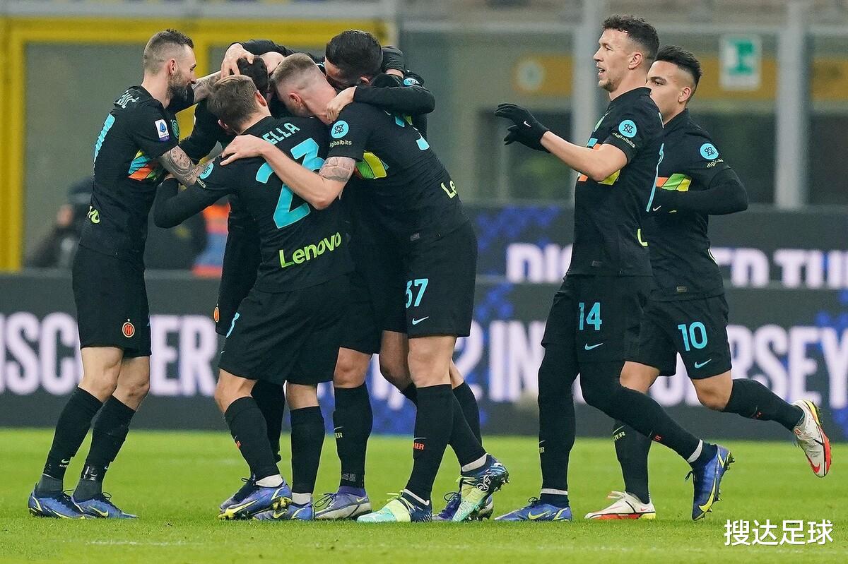 国际米兰|2-1！国米复仇+8连胜重返榜首，22岁新星闪耀，孔蒂当初没看错人
