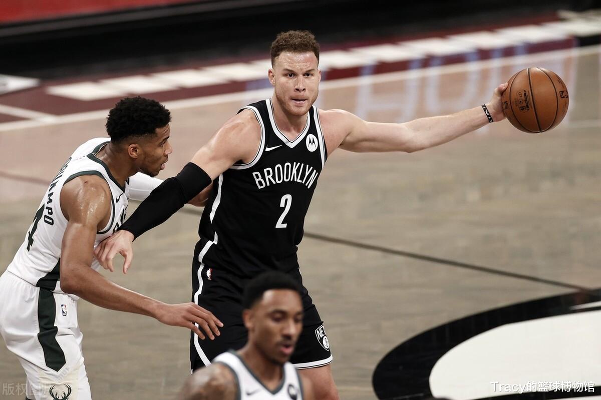 詹姆斯·哈登|18+14！拼到6犯毕业！全场起立为他鼓掌！此人能否填补哈登空缺？