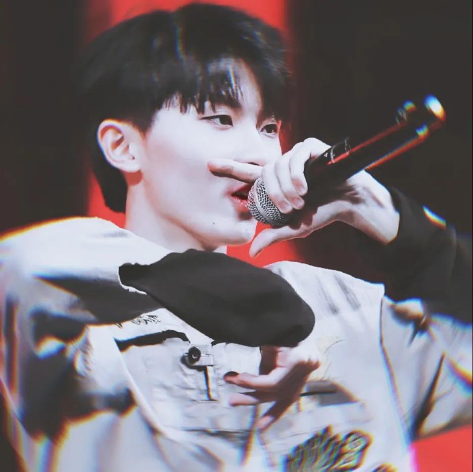 孙俪|刘耀文、丁程鑫、马嘉祺、张真源、严浩翔、贺峻霖头像壁纸：优秀的发圈文案