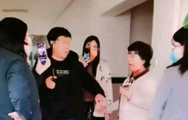 |杜新枝开始变卖房产想跑路? 相对碰一鼻子灰的30, 果然姜还是老的辣