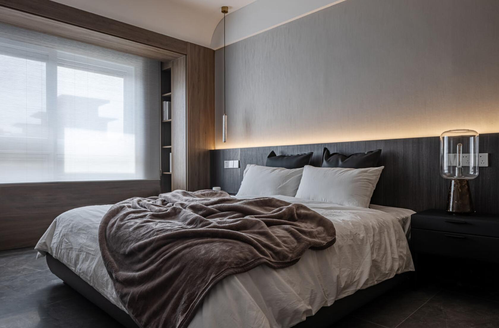 小拾谈装修|入住久了，才知道柜子做到顶有多实用，看她新家，美观又大气