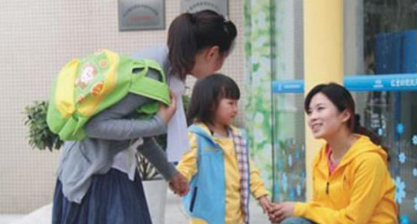 歪妈亲子故事|北京动物园两家人互殴,监控曝光的1个细节,当父母的简直不敢看