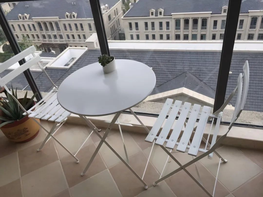 装修时尚家|新房完工1个月就准备搬，捡漏买大牌家具店的样品，性价比没得说