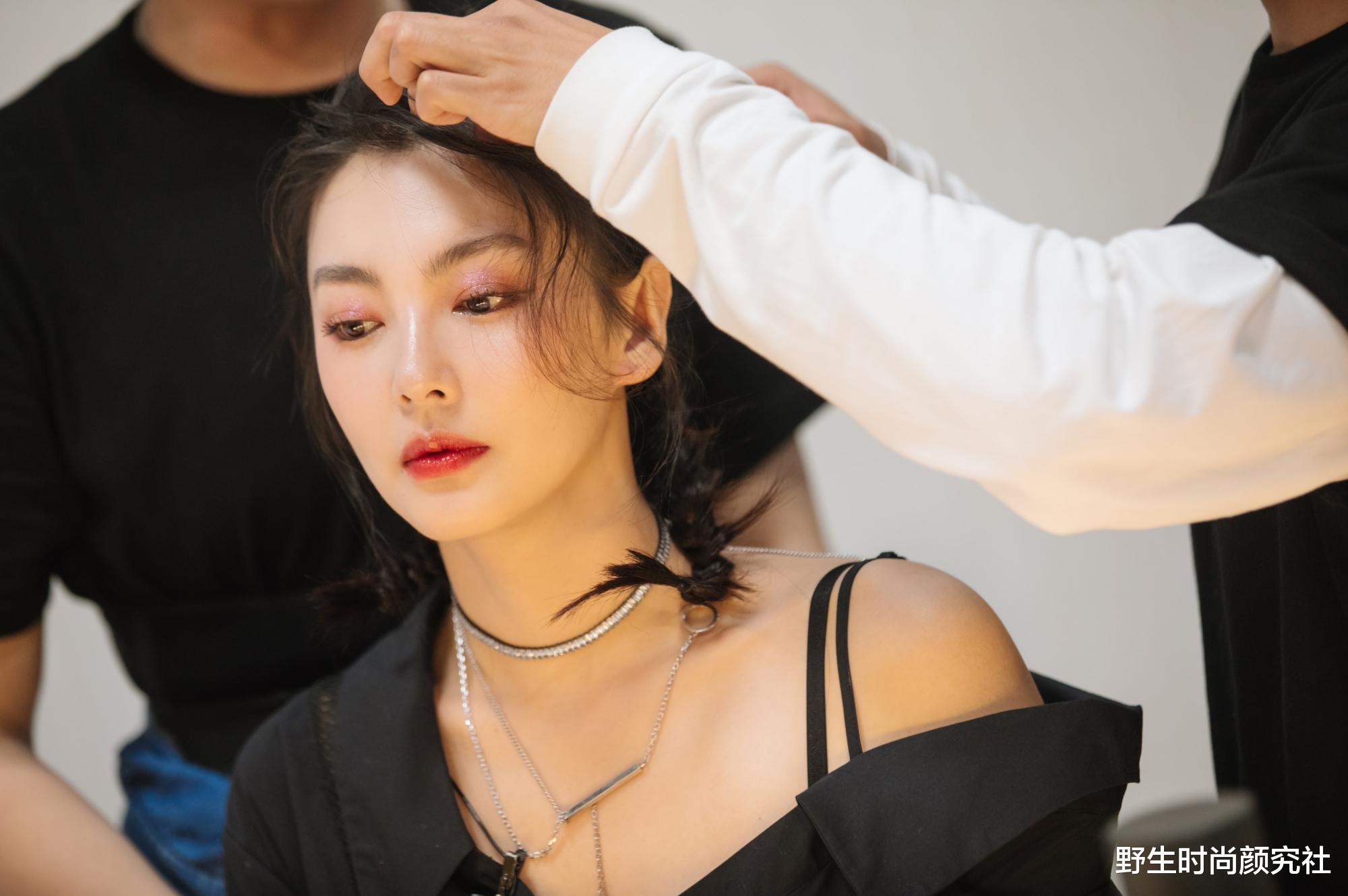 张雨绮|追她的人，真的从这里排到了法国。