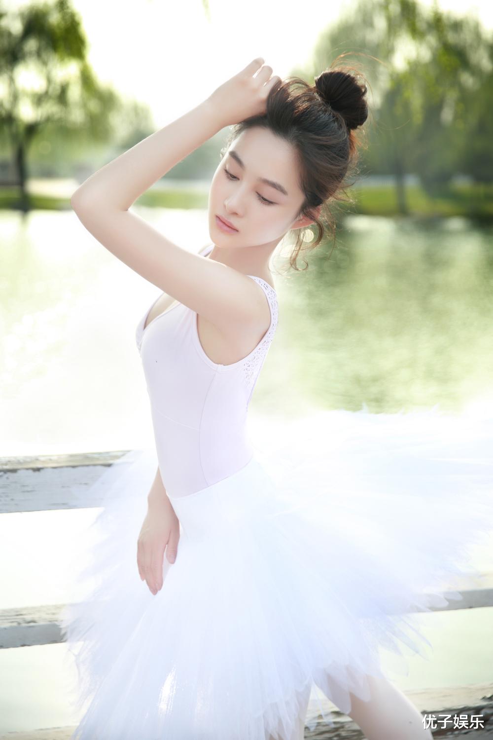 孙嘉璐|孙嘉璐晒体重不到90斤,曾拿下射箭预赛第一,让无数女孩酸断腿