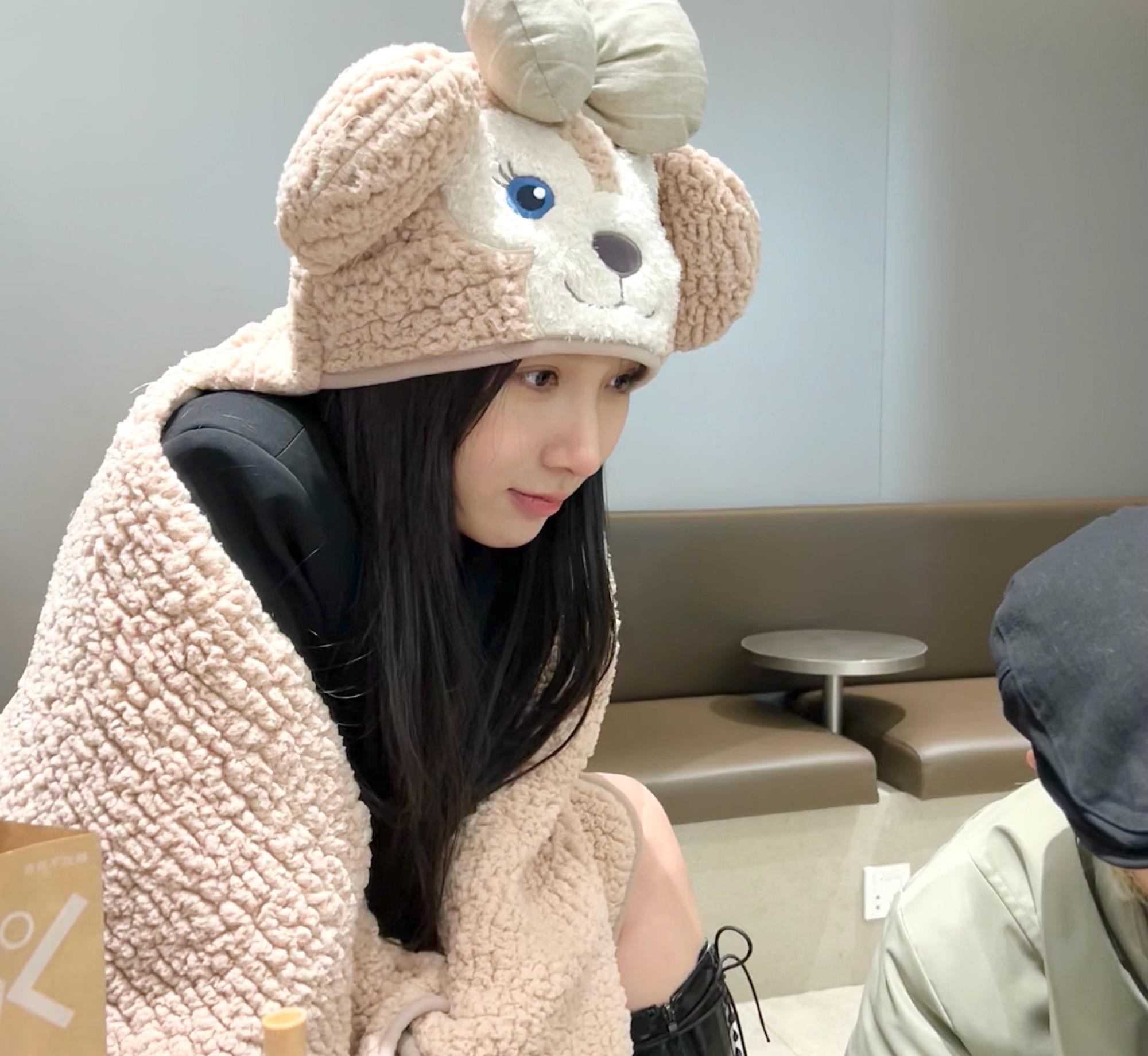 都美竹|都美竹晒美照，却被指是在利用热度，她怒怼：我不能过正常生活？