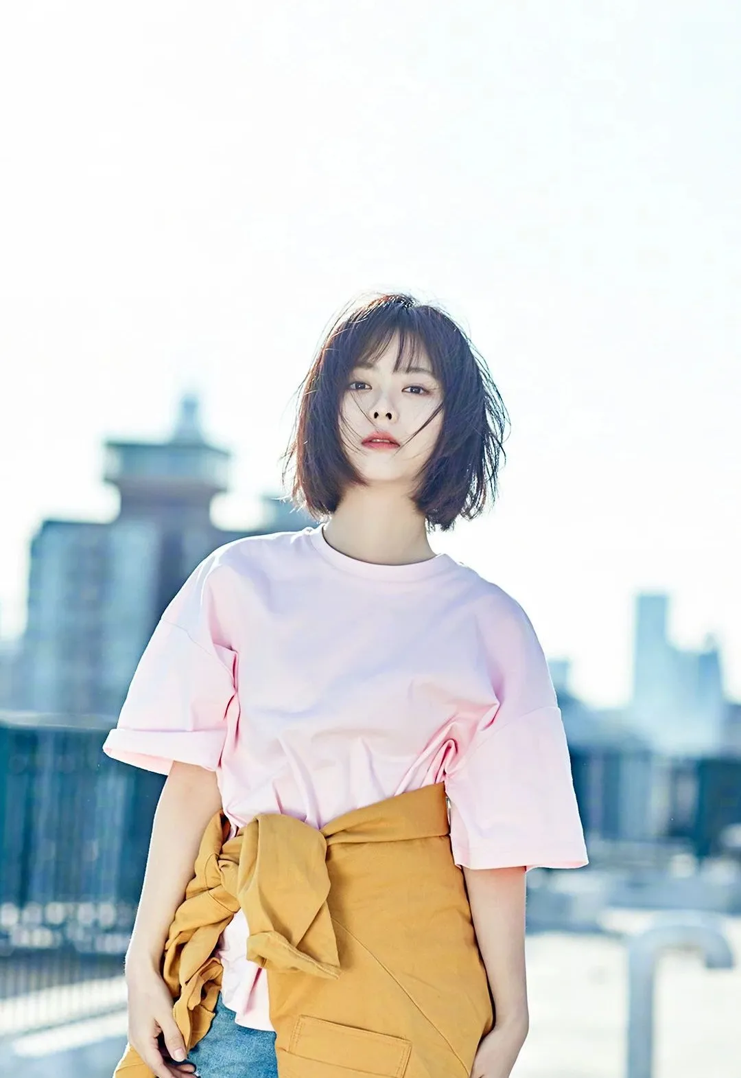 短发|Jennie剪了Lisa的招牌短发后，竟然有些许油腻？