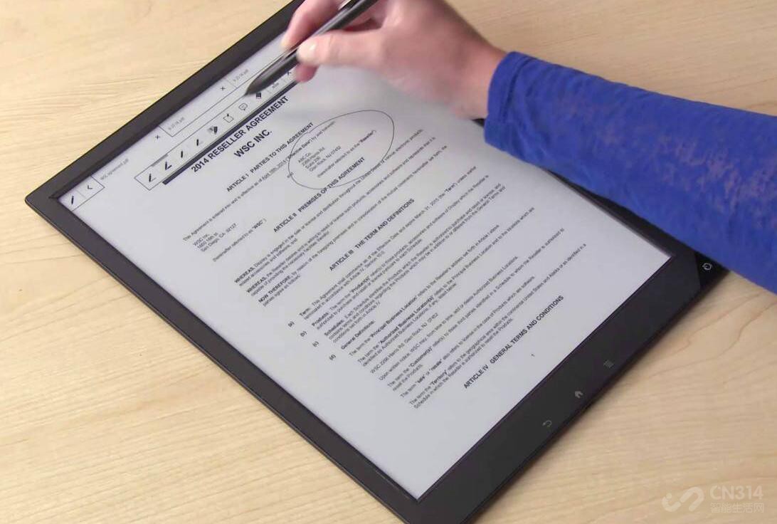 一汽解放|12月华为两大新品：墨水屏平板很奇葩，小折叠屏很期待