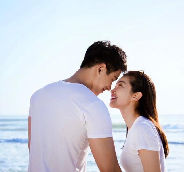 李冰冰|48岁李冰冰近照疑发福，晒成小麦色气质高级，状态好过24岁关晓彤