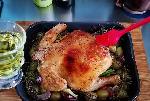 袁建明聊育儿|中世纪的香料和鸡，上烤下炖一鸡两味，被这组神奇的搭配惊艳了