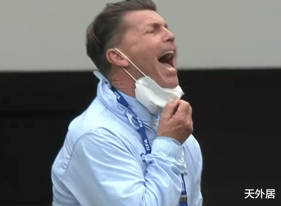 韓國(guó)隊(duì)|惱羞成怒！韓媒繼續(xù)指責(zé)中國(guó)球迷：上萬(wàn)人集中加油，規(guī)定在哪里？