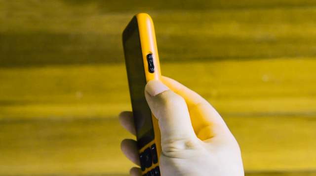 母嬰|能裝軟件能玩游戲，體驗國產樂豐老人機，這兩個設計時尚貼心好用