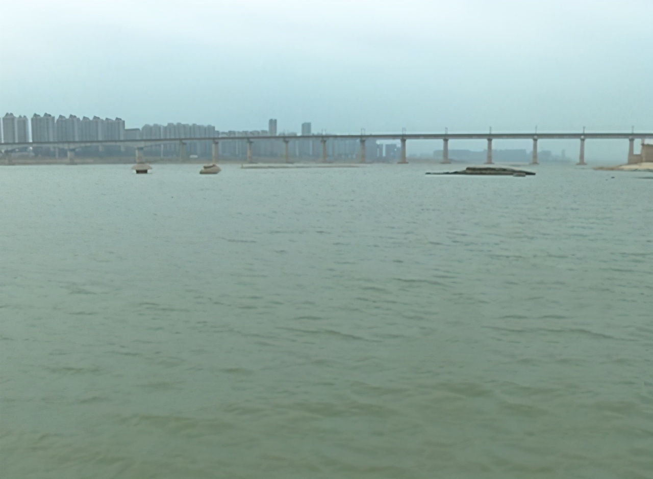 消费新文娱 95后男子杀妻抛尸赣江案开庭,被害人母亲:不提赔偿,只希望严惩