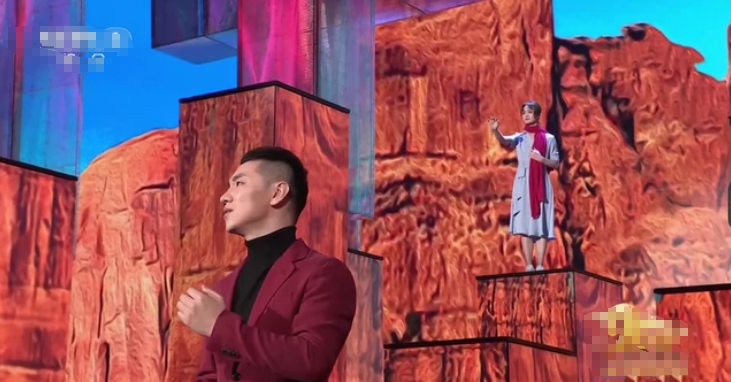 整容|央视春晚捧红的领舞，面部僵硬整容明显，一夜成名又被“打回原形”