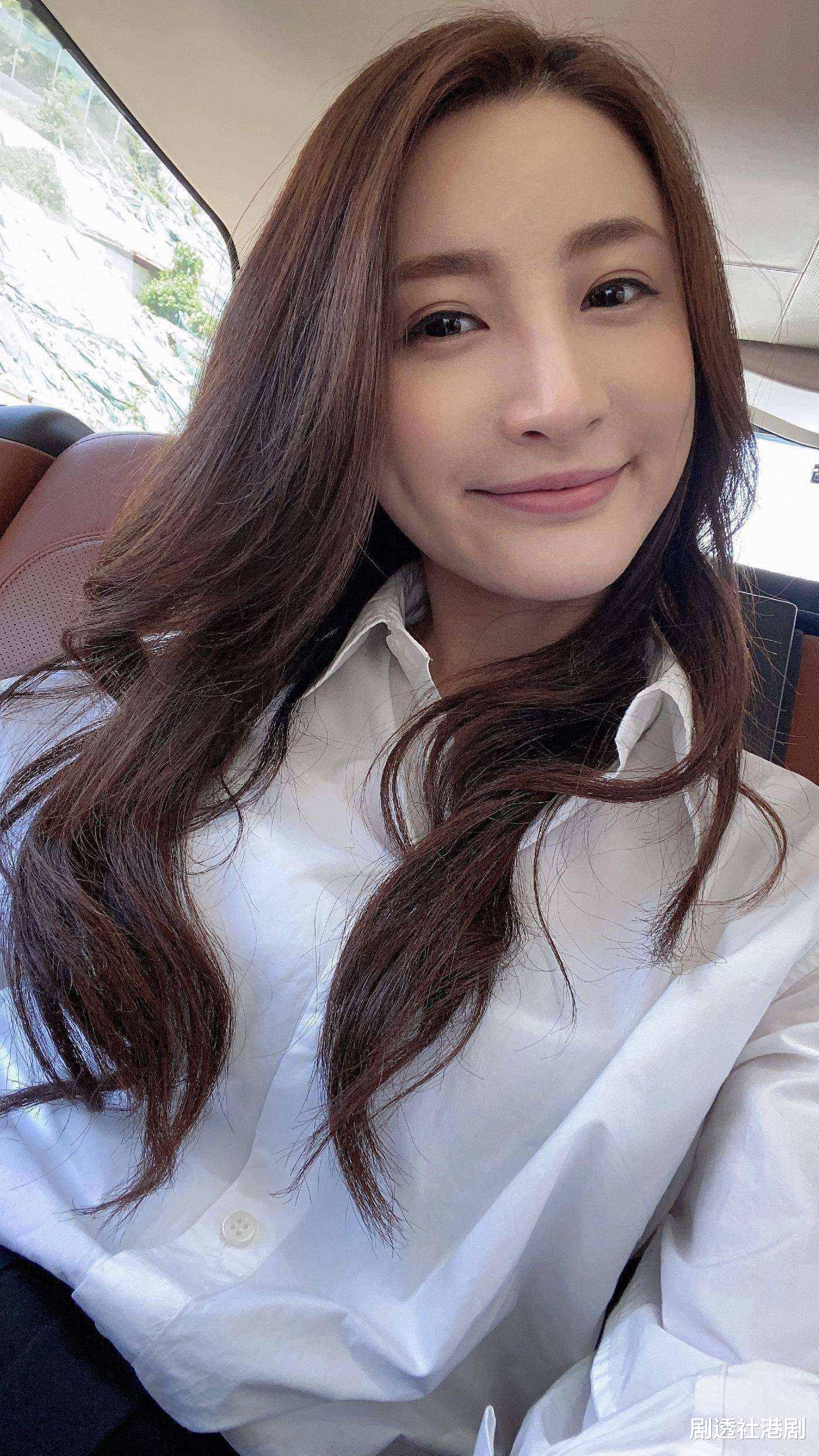 陈晓|TVB小花林夏薇封后遭群嘲,中戏同学陈晓发文护航,与网友掀骂战