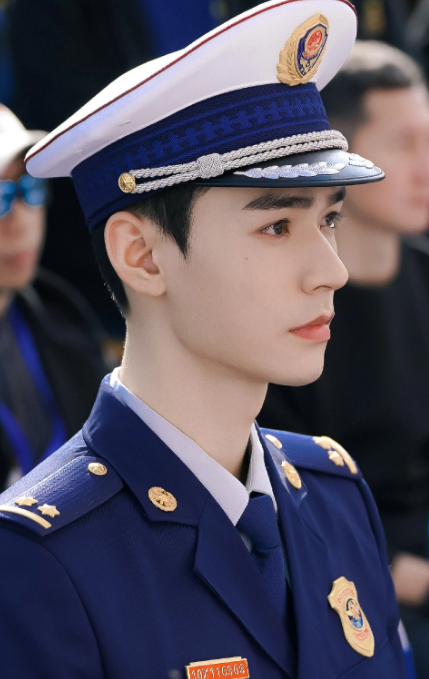 龚俊|顶流人选该换人了？龚俊数据超出王一博8亿，但榜首却雷打不动