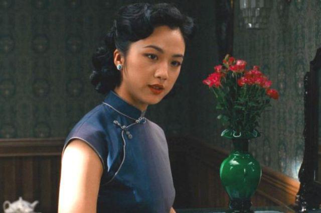 卡戴珊|绝美“国货”风靡全球！让卡戴珊爱不释手：不愧是东方之美