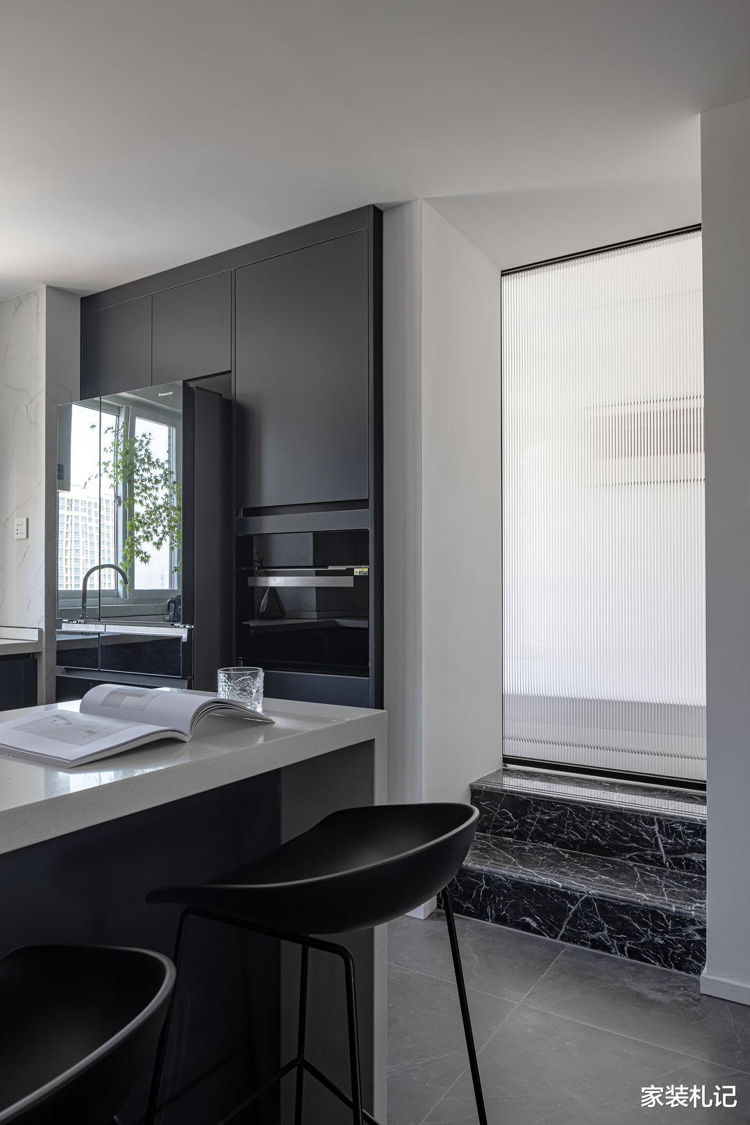 家装札记|140㎡的家，不做任何豪华装饰，却有藏不住的高级感