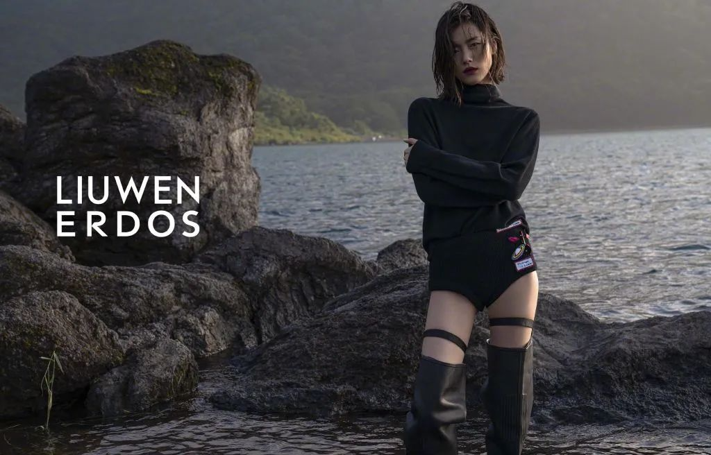 刘雯|14年无绯闻无黑料，却因“自杀式”毁约被封杀？网友：谁敢动她！