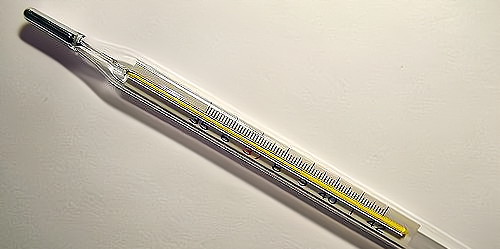 医生 利用温度计寻求刺激，29岁小伙没想到，竟然断在了里面