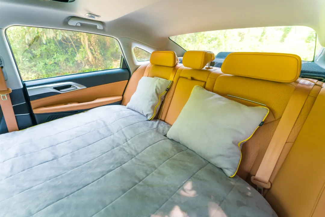 带着“卧室”去露营什么体验?小鹏P5让出游精致起来