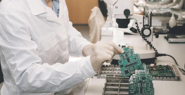 京东|美国垄断95%市场,中国花20年才初露头角,比芯片研发更“紧急”