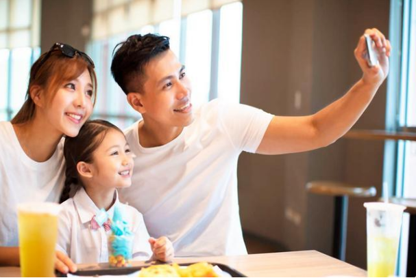 Ainee妈咪|这3种性格的爸爸，带出来的孩子大多敏感又自卑，日后很难有作为