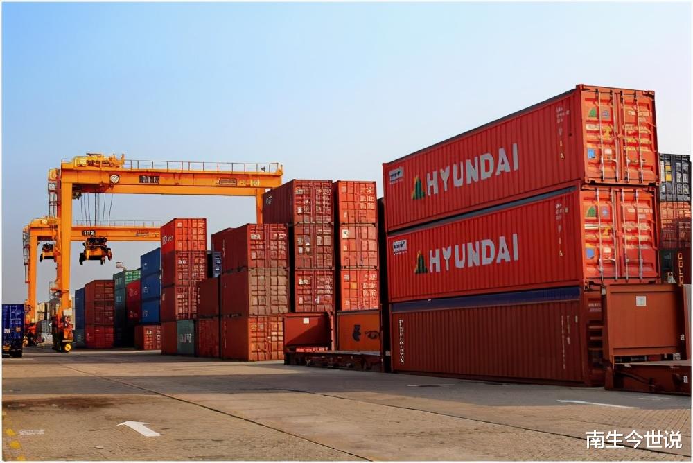 南生今世说 98%的依存度！2020年蒙古国外贸总额为128.7亿美元，GDP约131.4亿