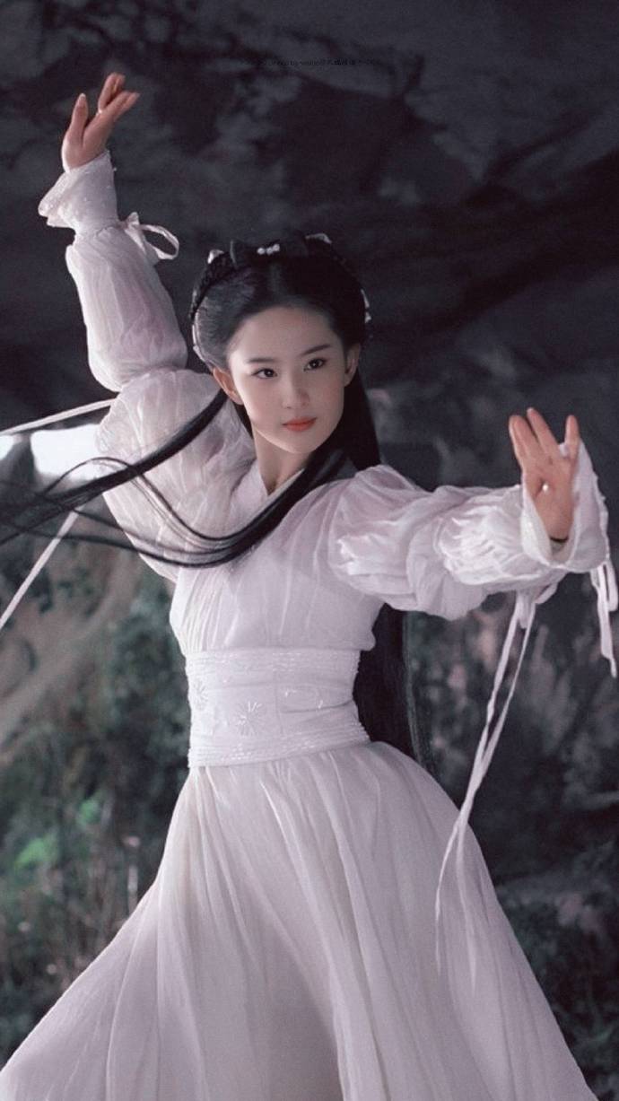 白梦妍|被网友封“就怕看她笑”的三大女星，你接受不了谁的反差？