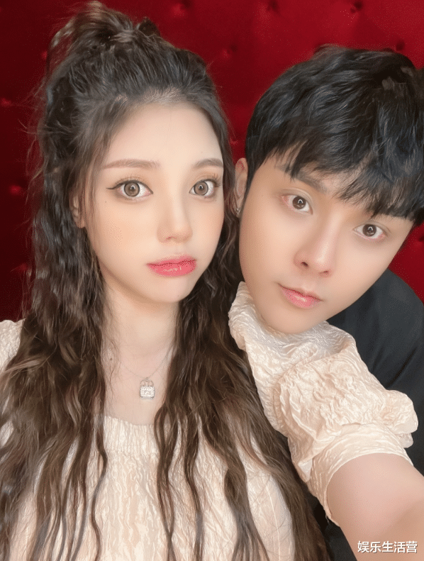 兜儿晒夫妻卧室,衣橱不放衣服床上没铺床单,不像长期居住过