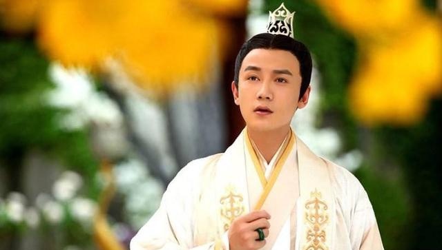 王菲|1996年天龙八部角色片酬 2千万，主题曲1千万，王菲一分不收白唱