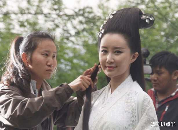 张檬|动脸毁星途的6位女星：张檬3年没戏拍，《爱情公寓》两主演沉寂