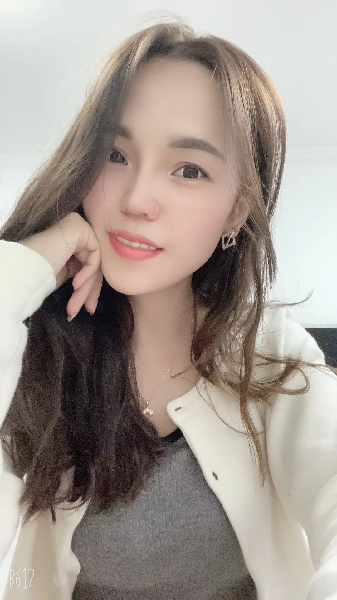 悬剑小女生 父母没有义务带孙辈子女，女人经济也要独立，那孩子咋办