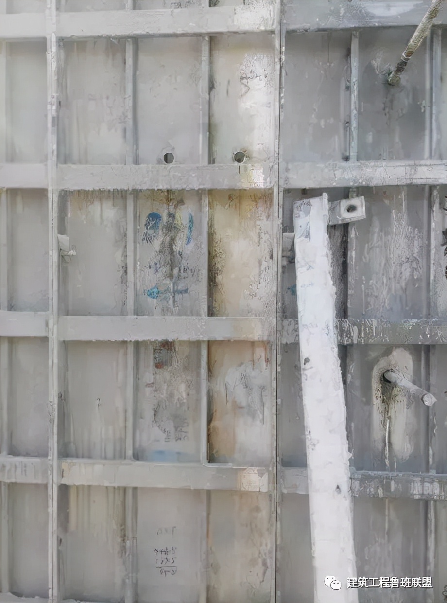 土建采用铝合金模板,机电如何精准预埋?