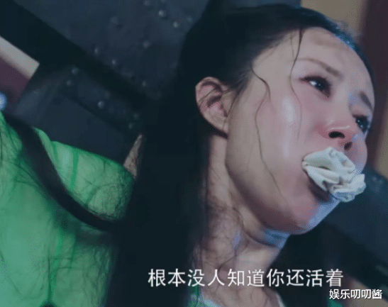 |到底是怎么了?鞠婧祎塞豆腐皮,张一山叼卫生纸,郑恺成大闸蟹