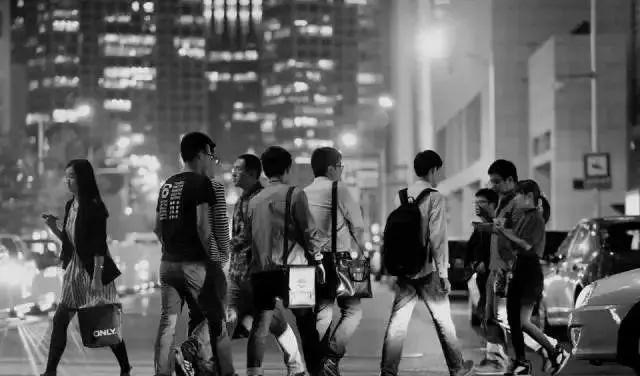 何沐青谈|我回到三线城市，成为了电动车大军中的一员！
