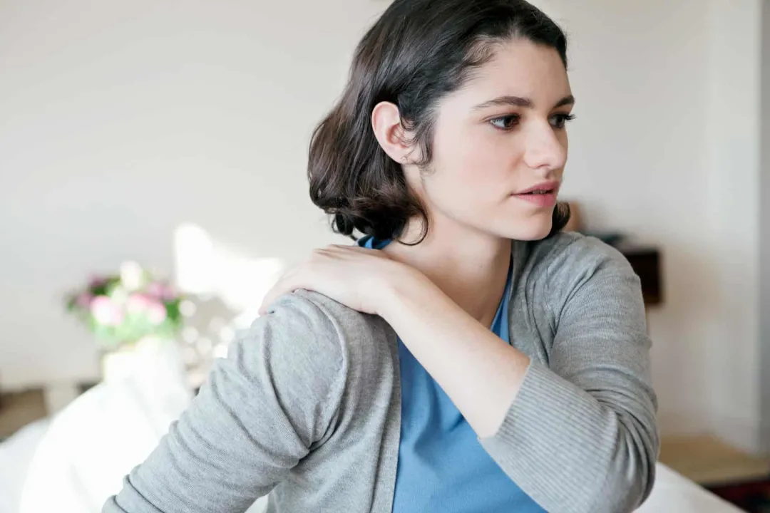 疼痛康复研究|肩部疼痛，有可能是冈上肌肌腱炎