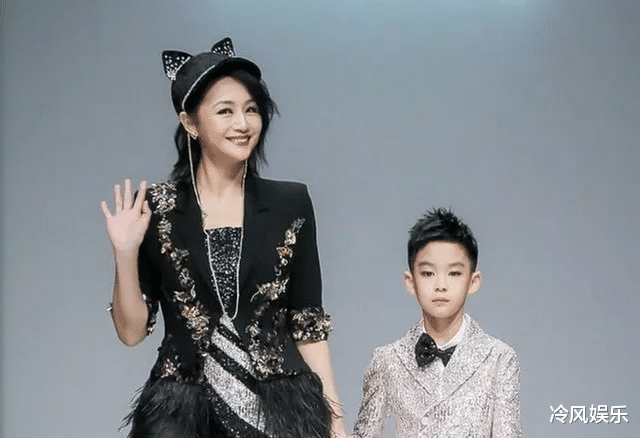 曹颖|当红时下嫁王斑，生儿子一月后被“赶”出家门的曹颖，如今怎样了