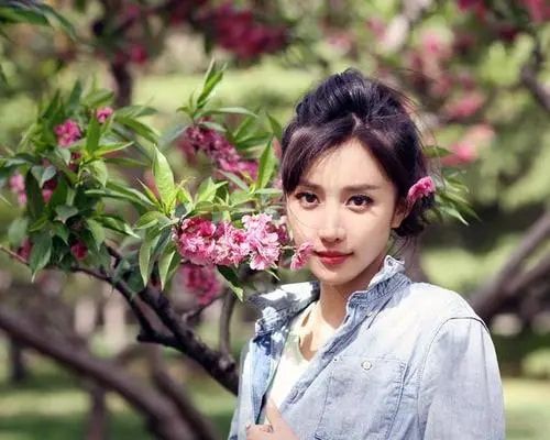 杨幂|网大版《釜山行》上线，剧情槽点多口碑不佳，“刘德华”也带不动