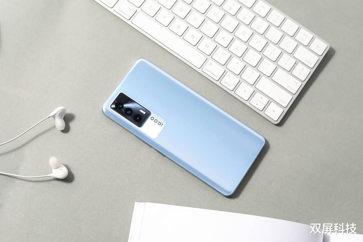 芯片|7nm芯片+256GB存储+120Hz屏,跌至2589元,66W旗舰售价更感人