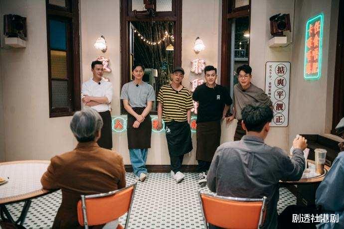 谢天华|Laughing哥影响太大！谢天华曝因角色被网民公开祭拜，有人献花圈