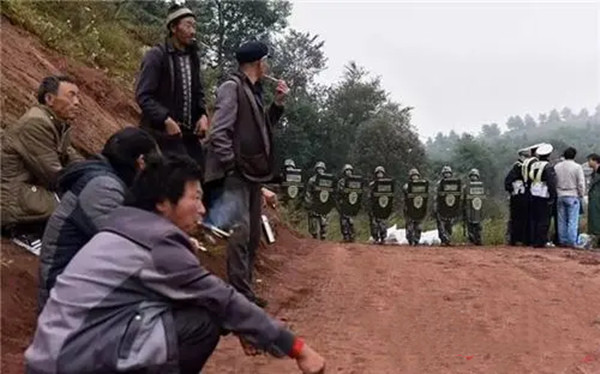 会泽 云南会泽县恶性杀人案，只因一次争执，凶手杀害十九位至亲