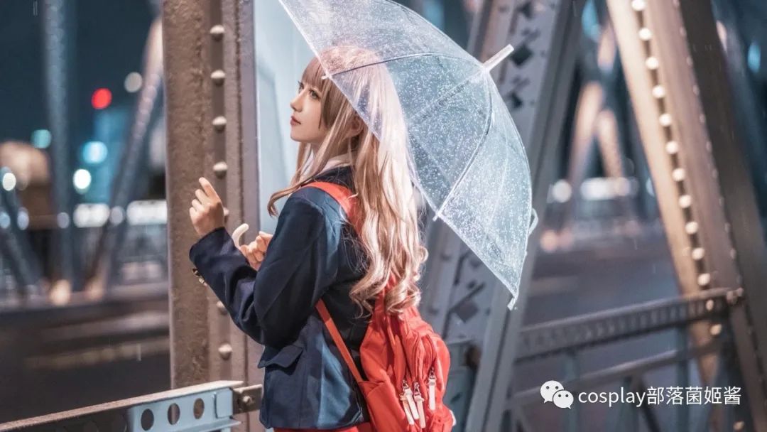 制服|cos：雨景下南梦芽制服的九宫格