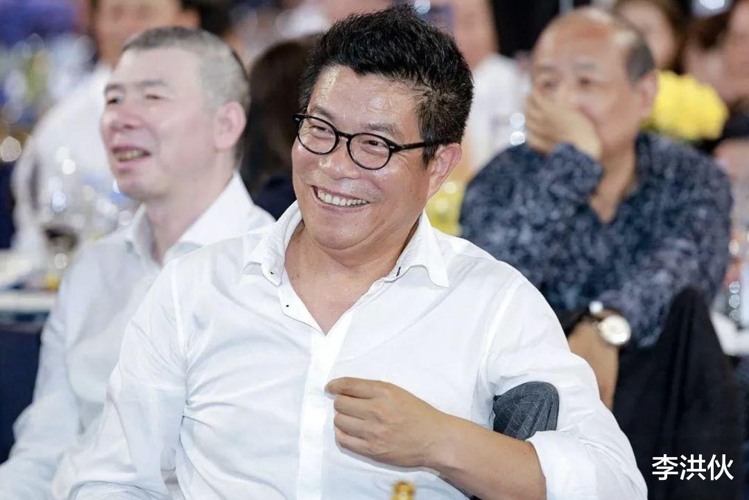 王文也|华谊千金是酒鬼？王文也自曝离不开酒，多次喝醉曾被王中磊痛骂