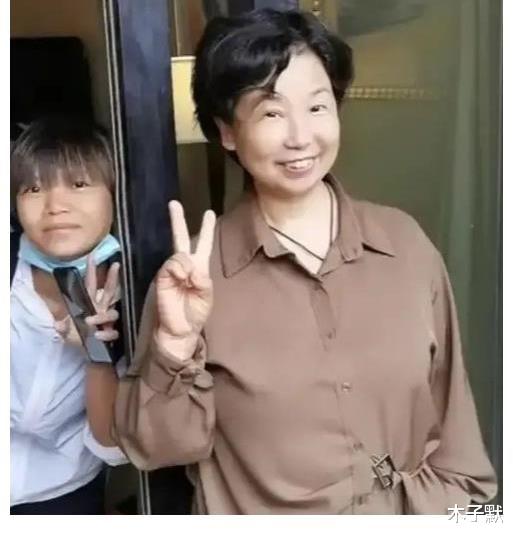 木子默 姚威像郭爸，姚策随爷爷，这种话也只有杜新枝能说得出来，太逗了