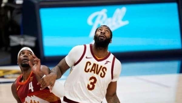 湖人队|签约!德拉蒙德加盟湖人!阿尔德里奇赴迈阿密,又一超级球队出炉