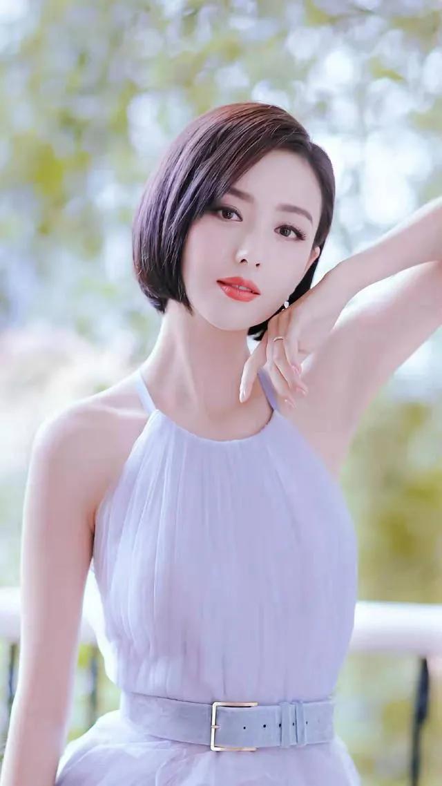 高圆圆|陈思诚用烟头烫佟丽娅，这10年经历了什么？