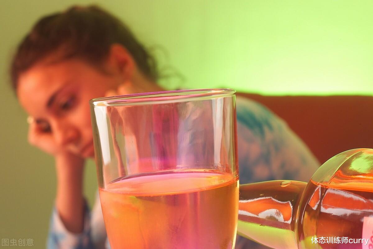 啤酒|“啤酒肚”真的是喝啤酒造成的?为啥你会有啤酒肚!