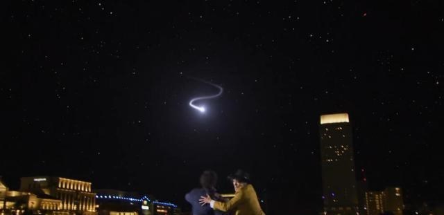 爱红烧肉|假面骑士圣刃:特别篇圣刃式织女故事不敢恭维,界贼来袭圣刃世界