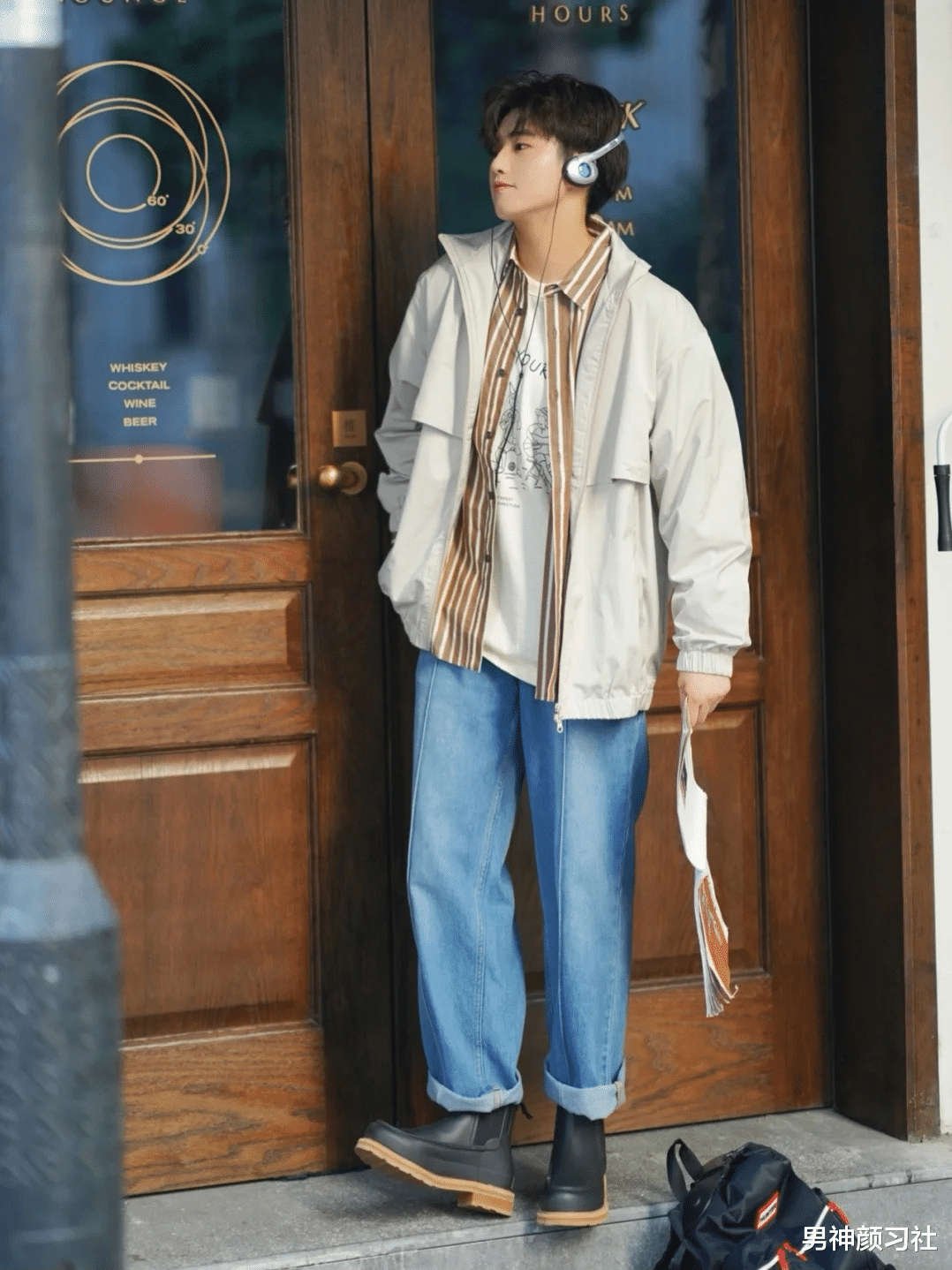 男神颜习社 颜值与温度共存！少年感风格穿搭的男生是最讨人喜欢的